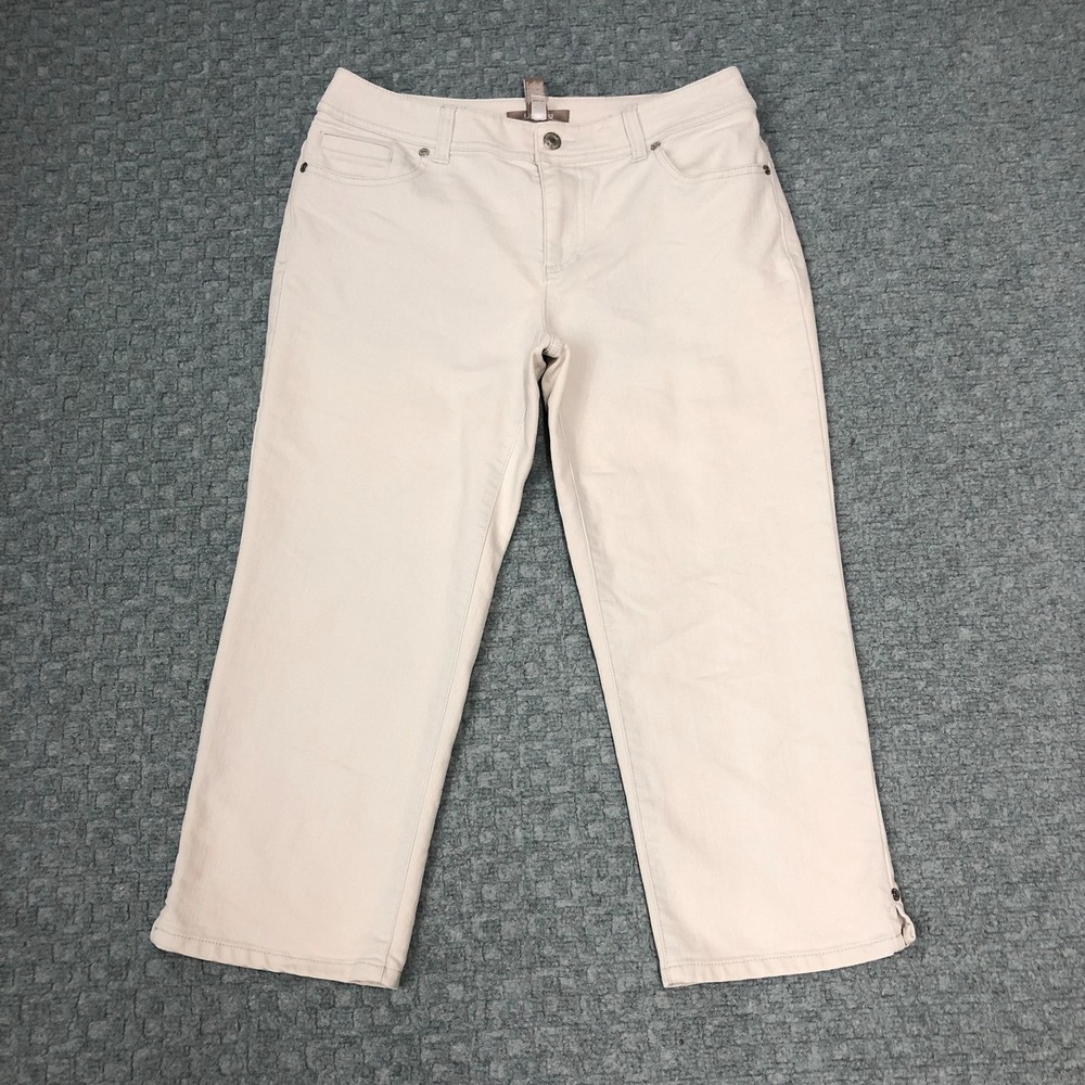 Chicos Crop Pants Womens Size 0/30 Beige Straight Leg Embellished Pockets Casual